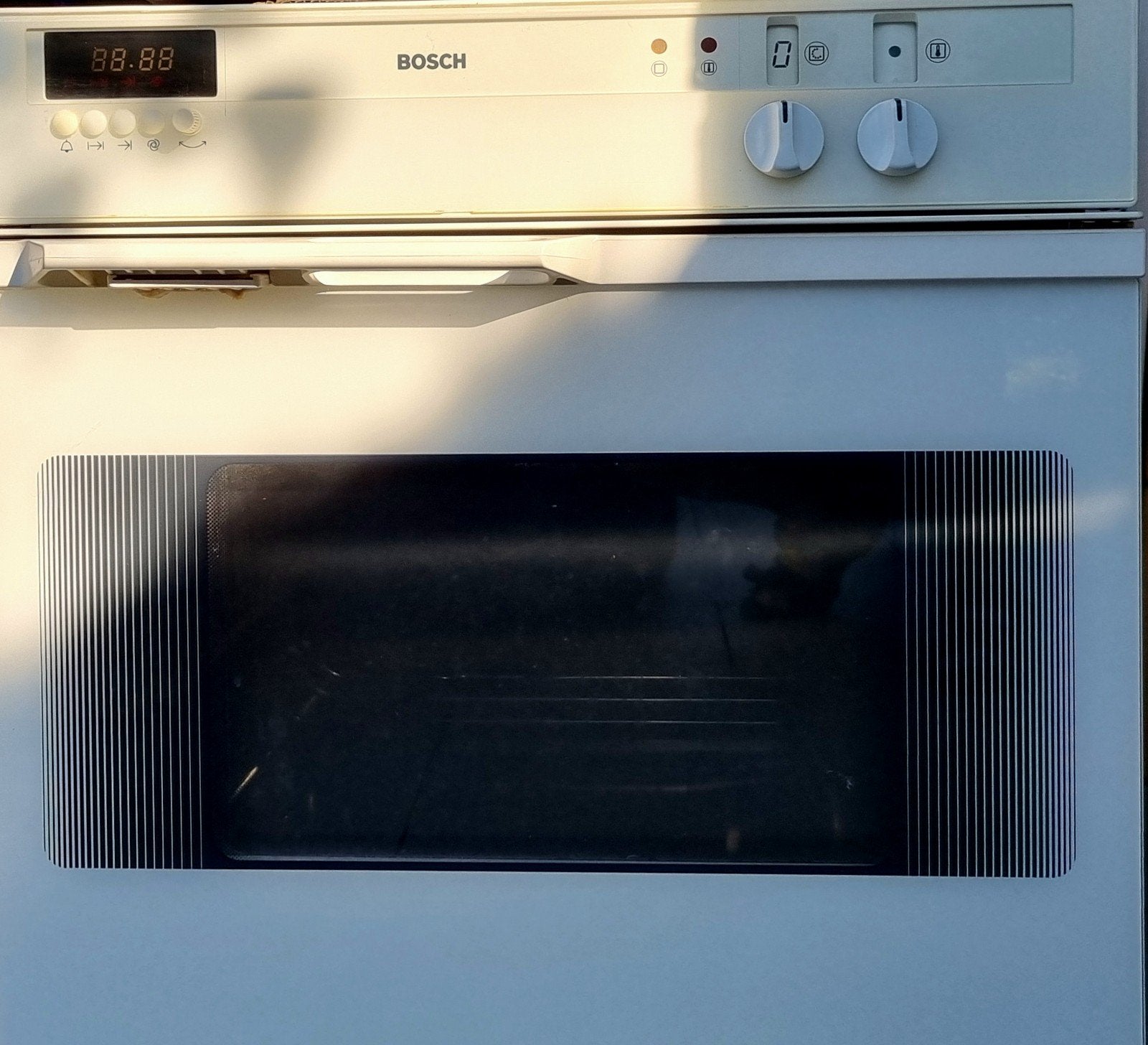 Bosch witte katalyseoven in zeer goede staat, Elektronische apparatuur, Ovens, Gebruikt, Oven, Hete lucht, Bosch
