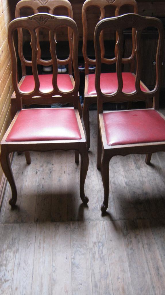 houten stoelen lederen zitting, Huis en Inrichting, Ophalen, Gebruikt, Leer, Vijf, Zes of meer stoelen