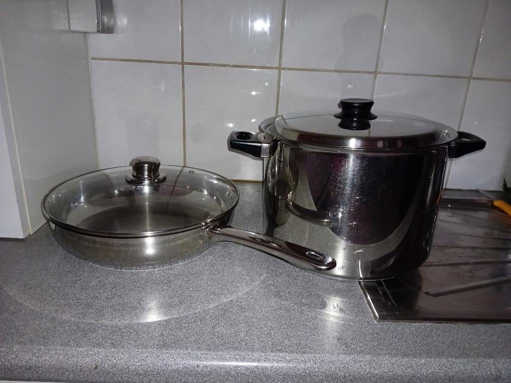 Setje :  Soeppot van 7 liter + braadpan met deksel, Huis en Inrichting, Ophalen, Inox, Gebruikt, Overige typen