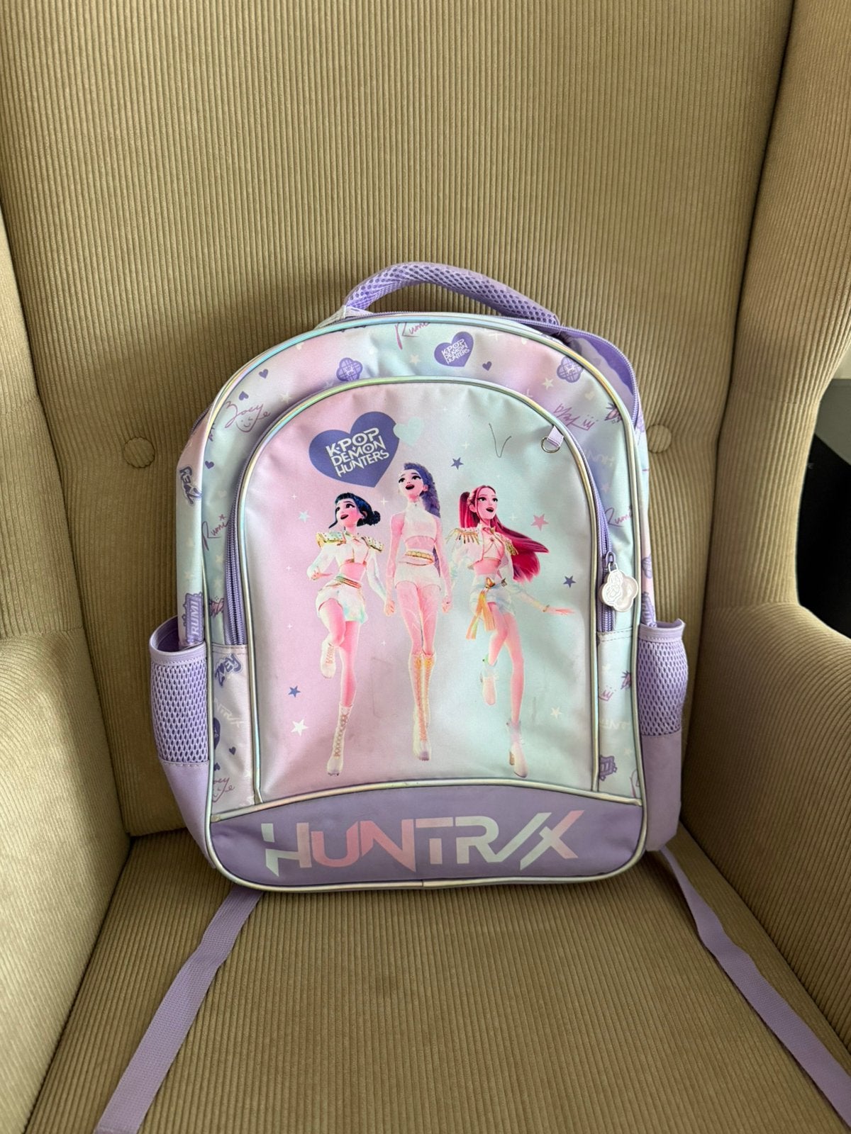 Cartable demon Hunters Kpop, Enlèvement, Comme neuf
