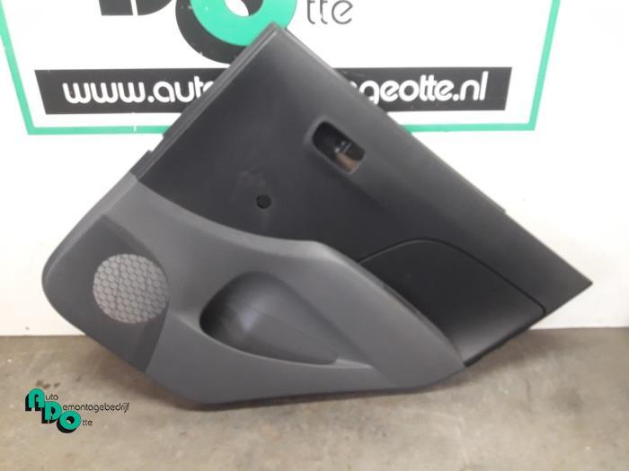 Revêtement portière 4portes arrière droite d'un Daihatsu, Daihatsu, -, 3 mois de garantie, Utilisé