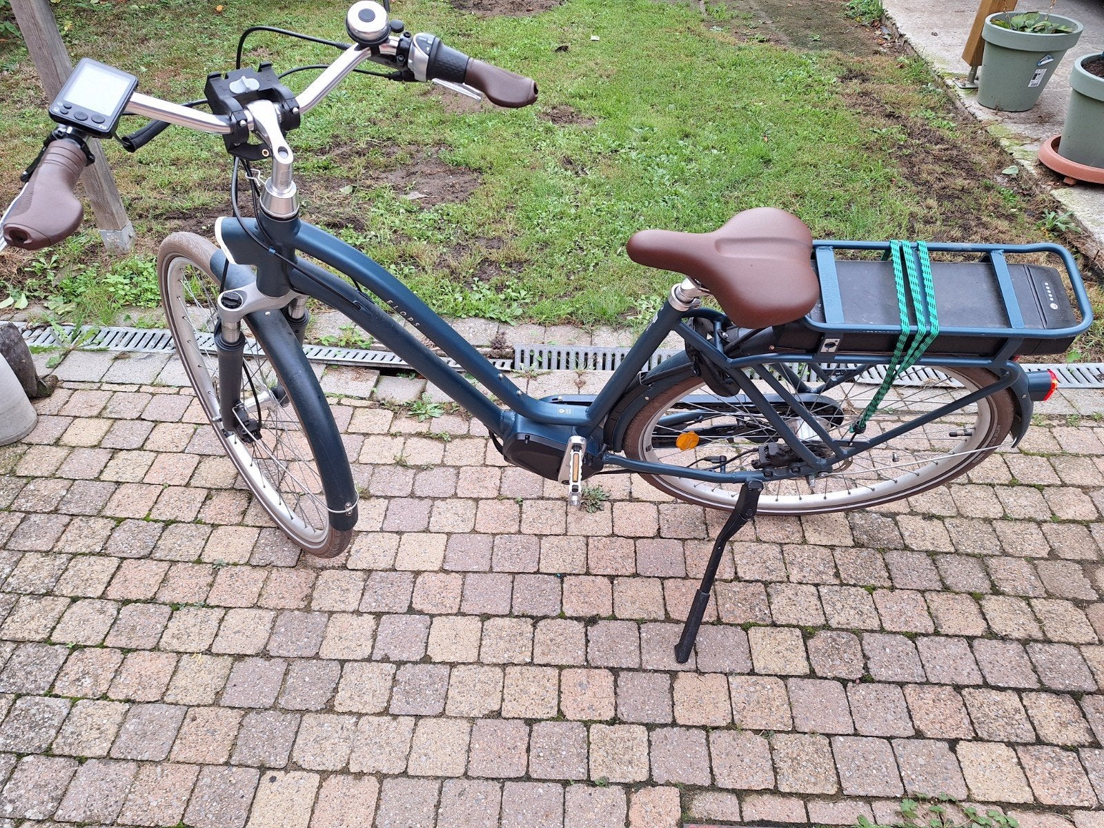 Electrische damesfiets Elops 900, Fietsen en Brommers, Ophalen, Zo goed als nieuw, 30 tot 50 km per accu