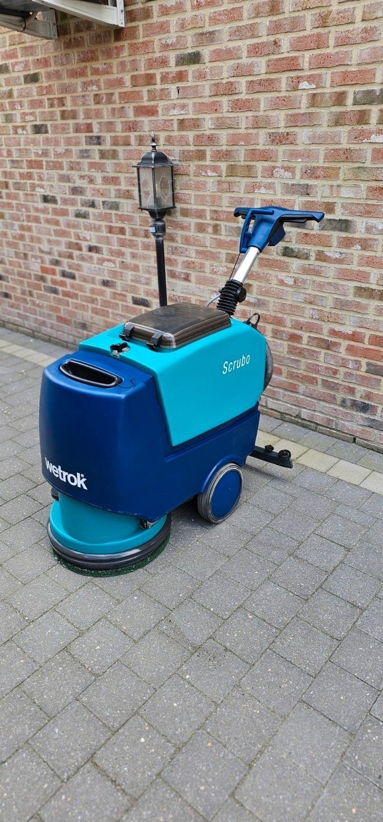 Wetrok Scrubo Schrobzuigmachine Nieuwe Batterijen, Ophalen of Verzenden, Gebruikt, Schrobmachine