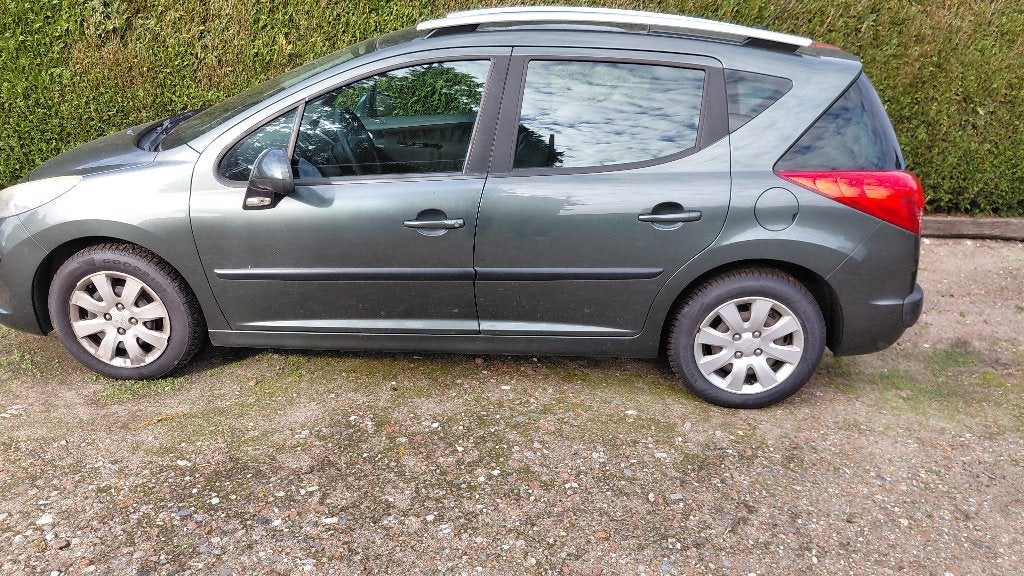 207 sw, Auto's, Voorwielaandrijving, Stof, Zwart, 4 cilinders