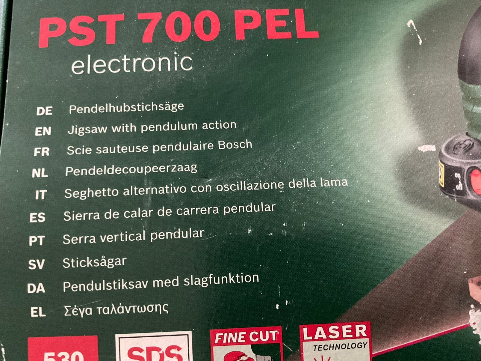 Pendeldecoupeerzaag  pst 700 pel  Bosch electronic  530 watt, Bricolage & Construction, Outillage | Scies mécaniques, Enlèvement