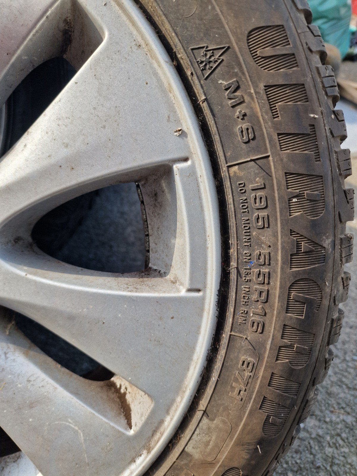 Bmw1 serie velgen + banden, Ophalen
