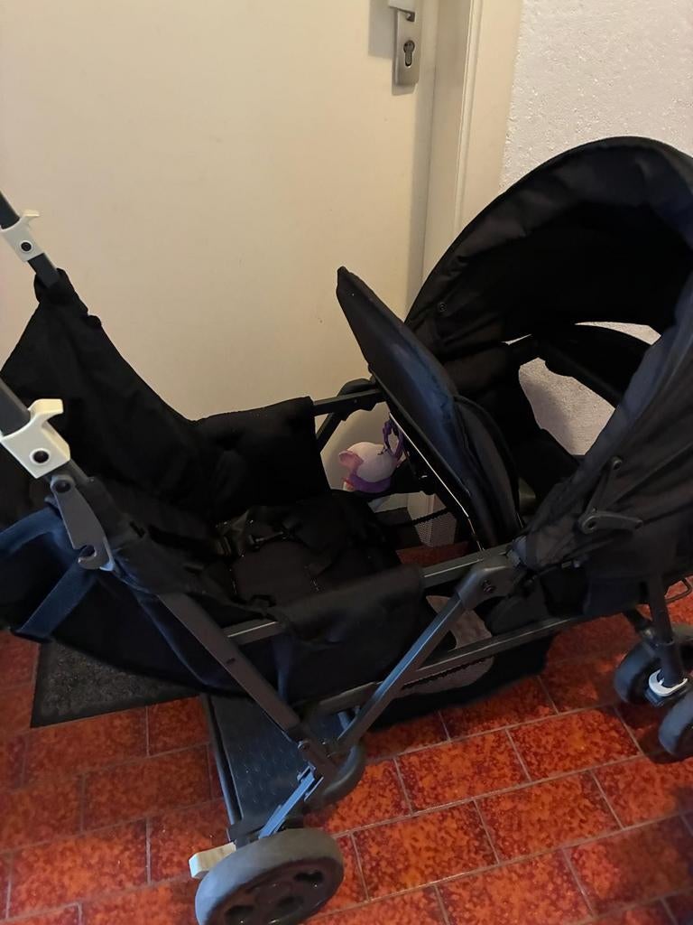 Buggy voor 2 kinderen, Kinderen en Baby's, Buggy's, Ophalen of Verzenden