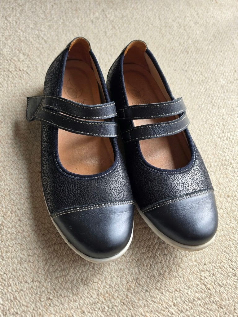 Ballerines bleu en cuir pour femme état neuf pointure 39., Vêtements | Femmes, Neuf, Autre, Enlèvement, Bleu