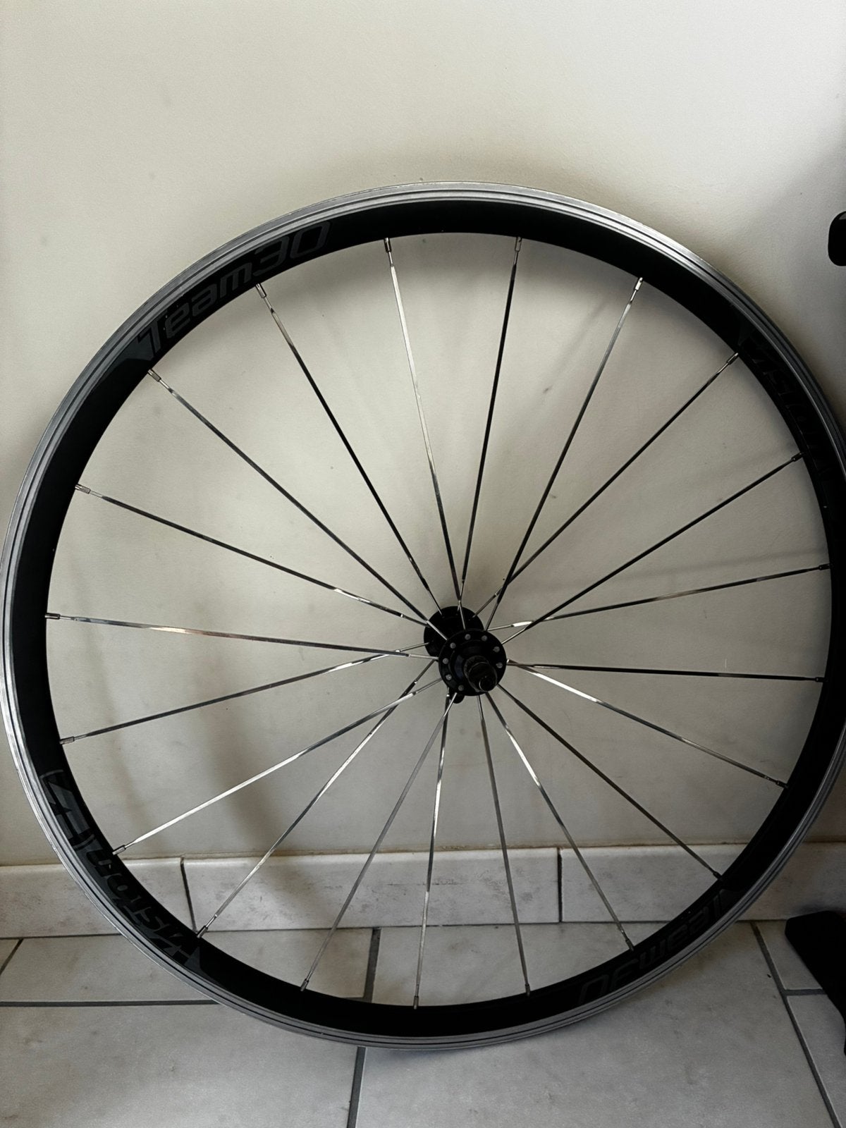 28” Vision Team 30 Voorwiel topstaat, Fietsen en Brommers, Fietsonderdelen, Zo goed als nieuw, Aluminium, Racefiets, Ophalen