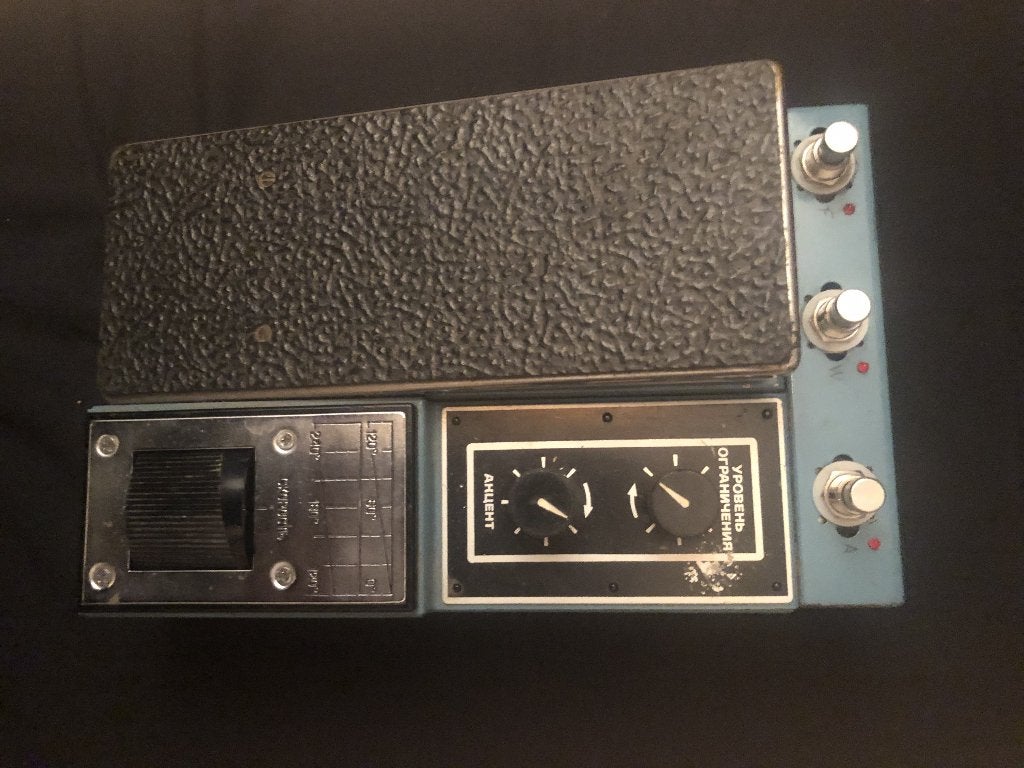 SPEKTR-4 vintage analog soviet Fuzz/Wah/Auto-Wah, Enlèvement ou Envoi, Utilisé, Distortion, Overdrive ou Fuzz