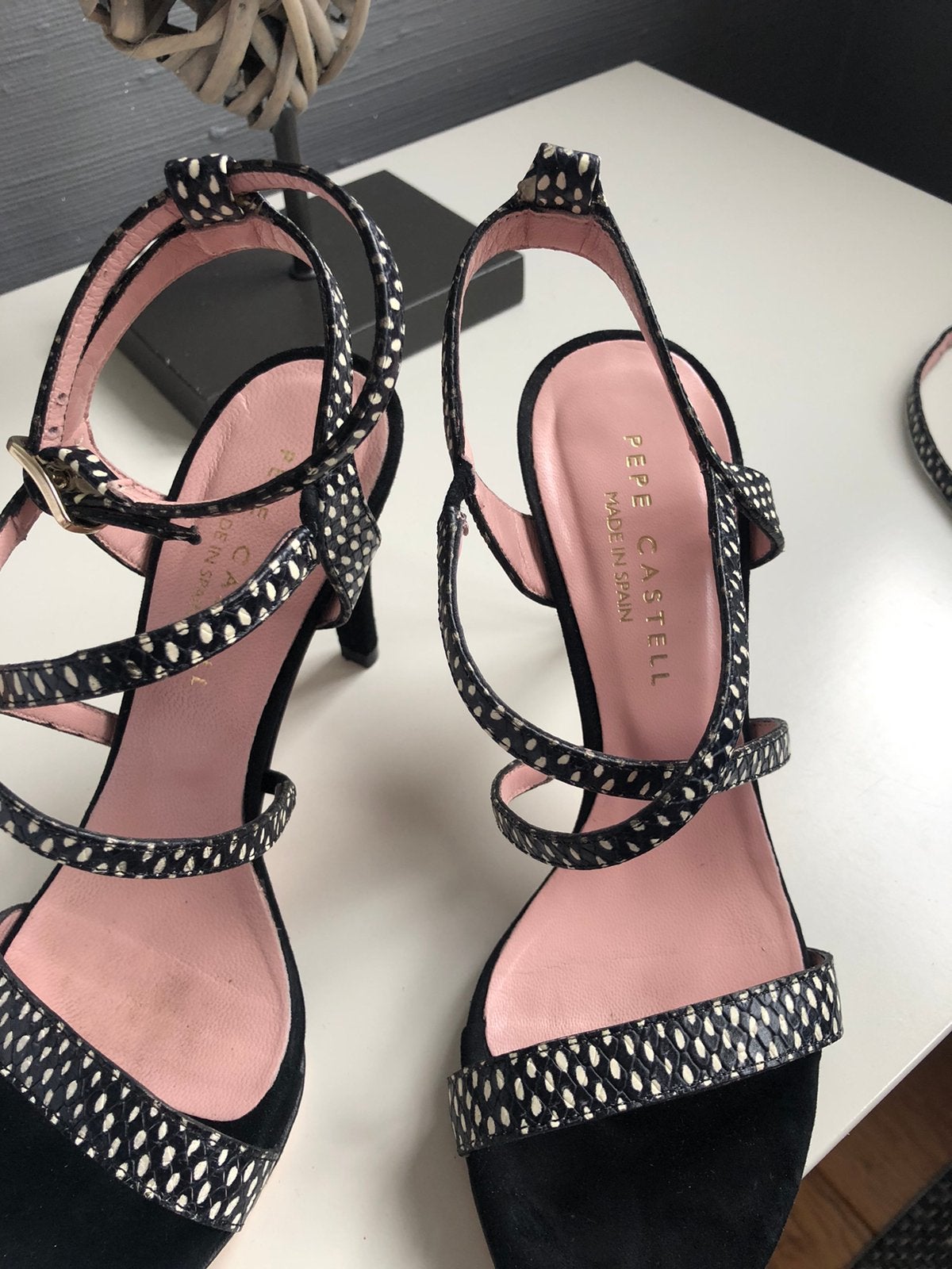 Chaussure talon, Enlèvement, Comme neuf