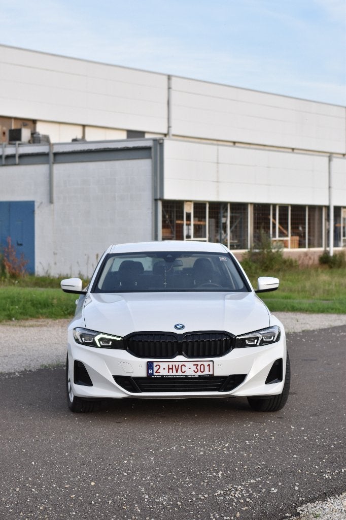 2022 BMW 320e, Automaat, 4 deurs, Achterwielaandrijving, Wit