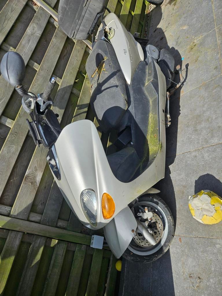 MBK 125, Vélos & Vélomoteurs, Enlèvement