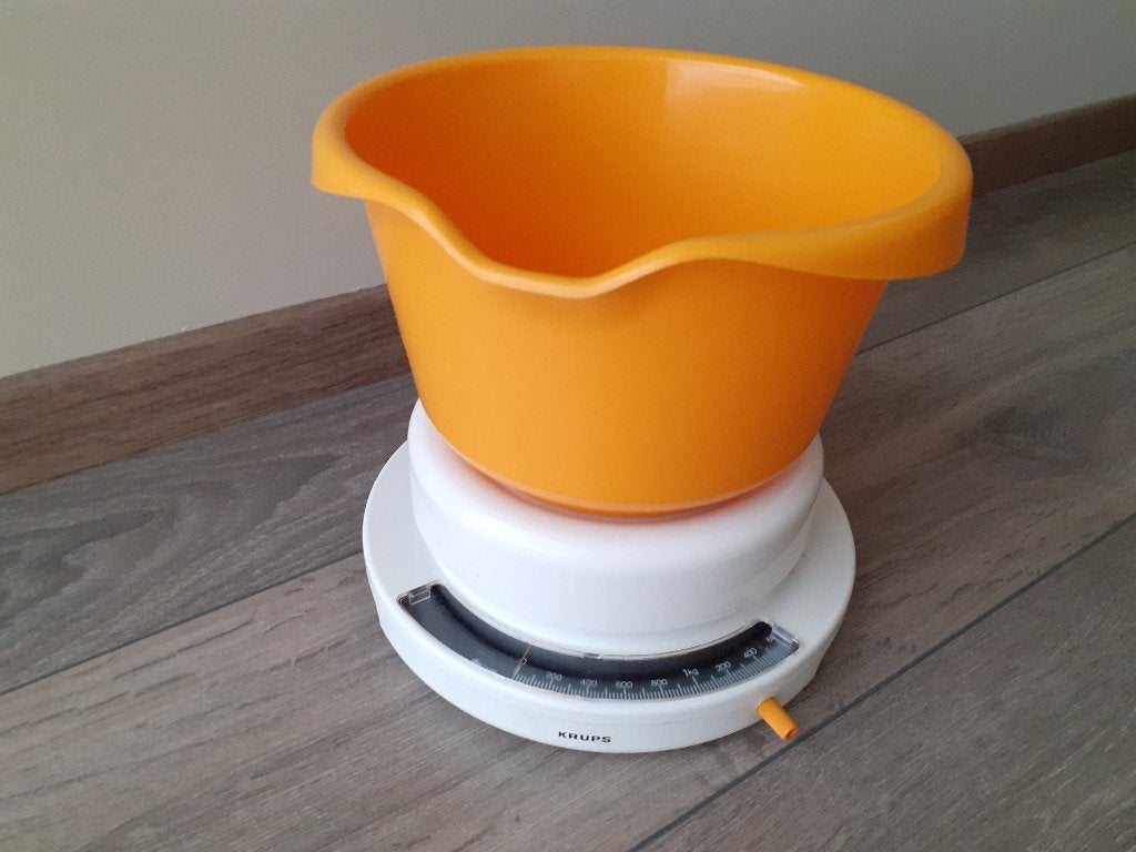 Vintage Krups keukenweegschaal, Elektronische apparatuur, Keukenweegschaal, Ophalen of Verzenden, Gebruikt, Minder dan 10 kg