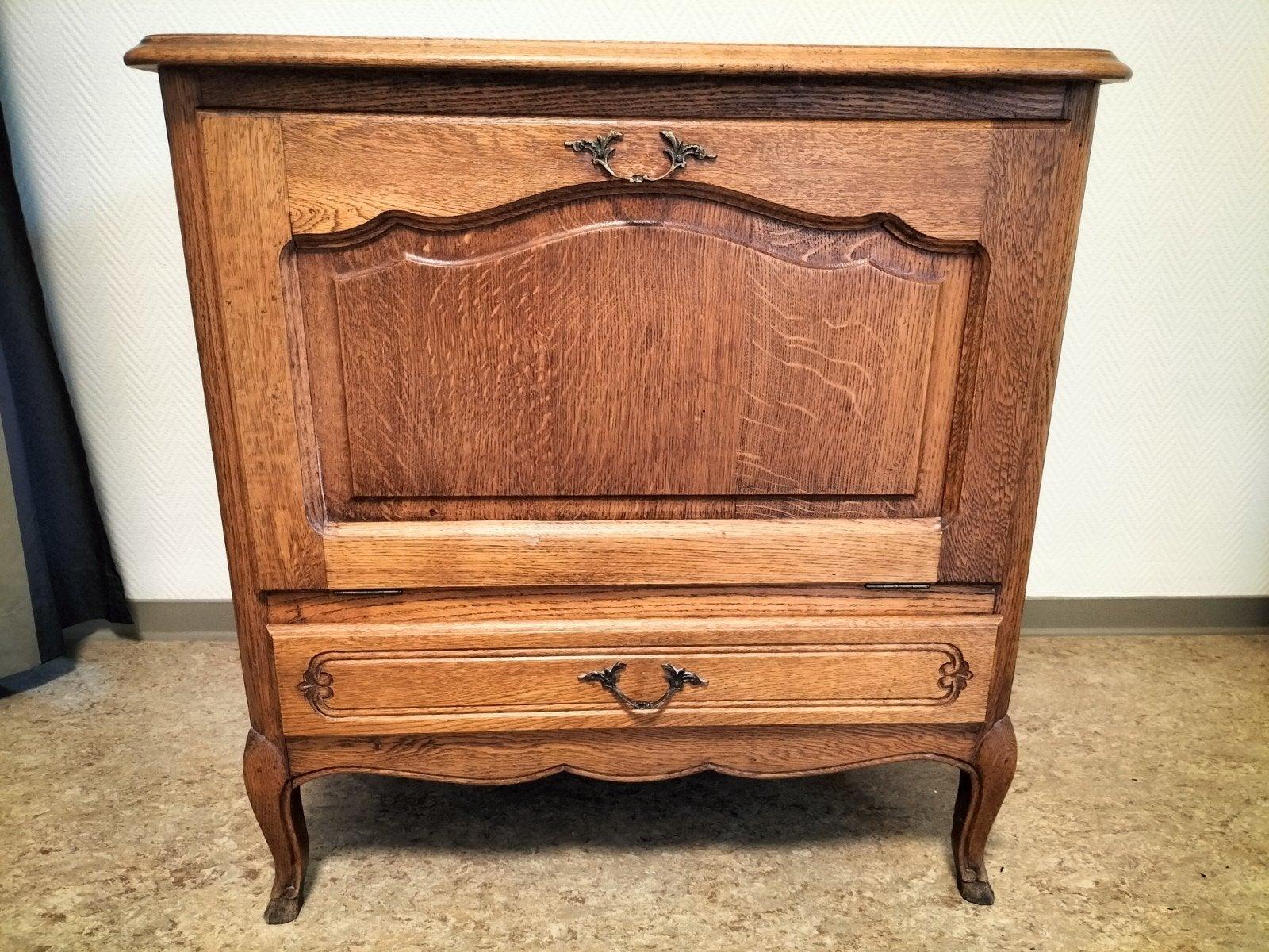 Vente urgente Bar rustique ou secrétaire style Louis XV., Enlèvement