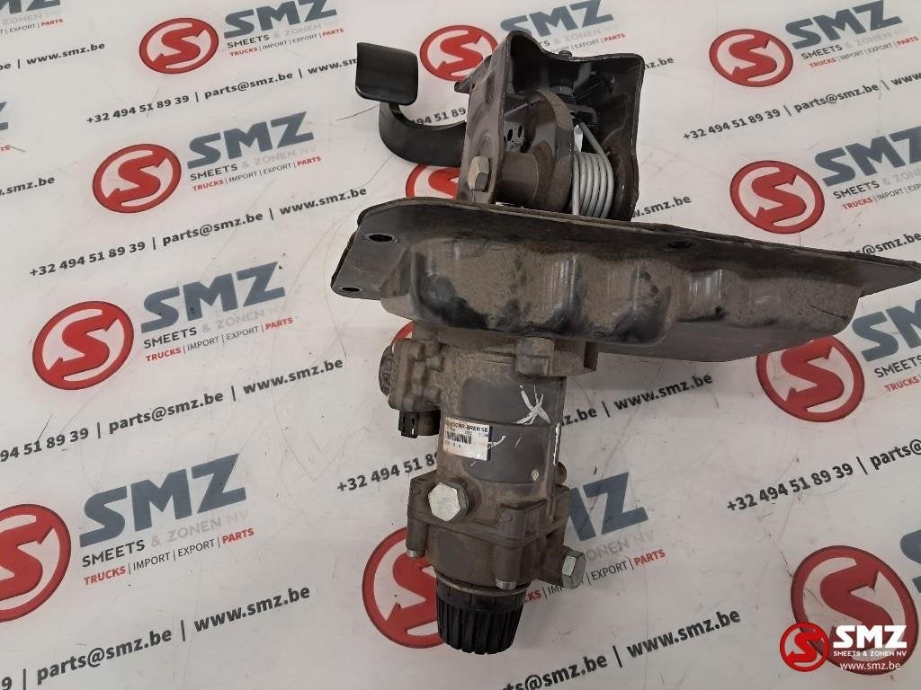 Occ Valve de frein à pied Ford, Utilisé, Ford, Autres pièces automobiles