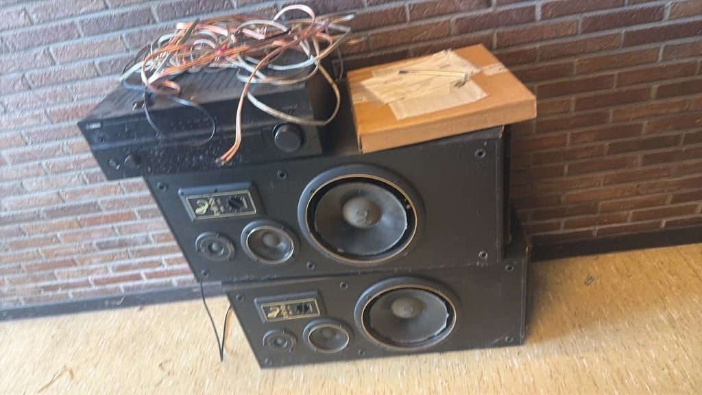 set infinity speakers met versterker 60€, Audio, Tv en Foto, Luidsprekerboxen, Ophalen