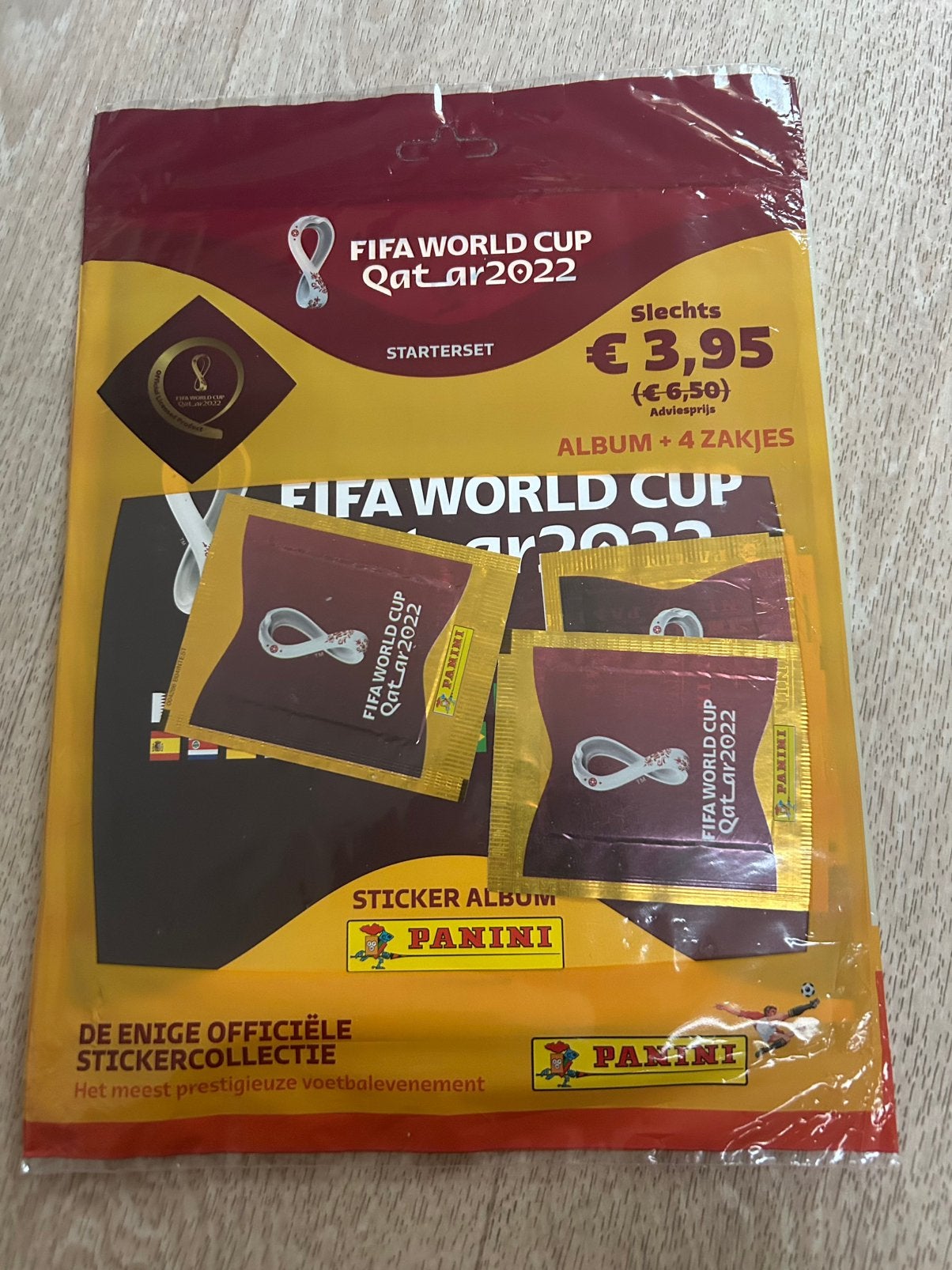 Panini WK 2022 leeg album met 4 zakjes, Ophalen of Verzenden, Zo goed als nieuw, Boek of Tijdschrift