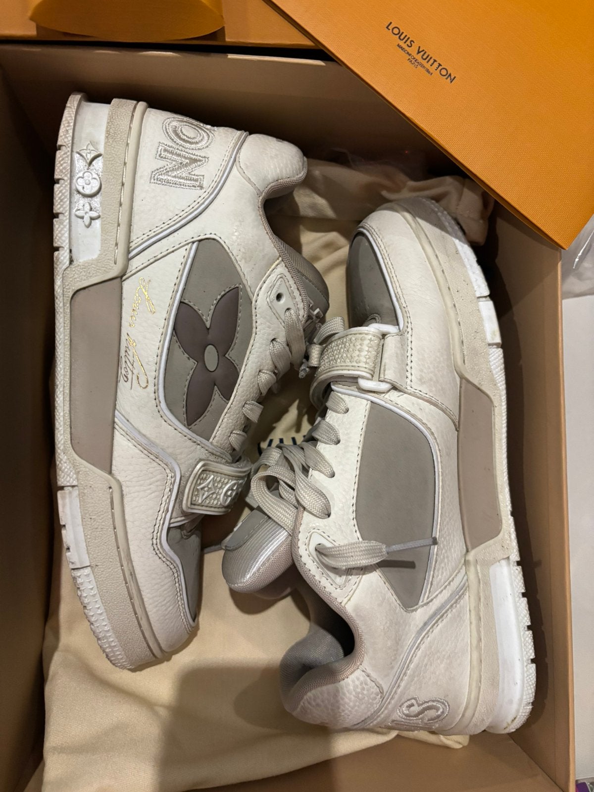 Louis vuitton sneakers maat 41, Kleding | Heren, Overige kleuren, Ophalen of Verzenden, Zo goed als nieuw, Sneakers