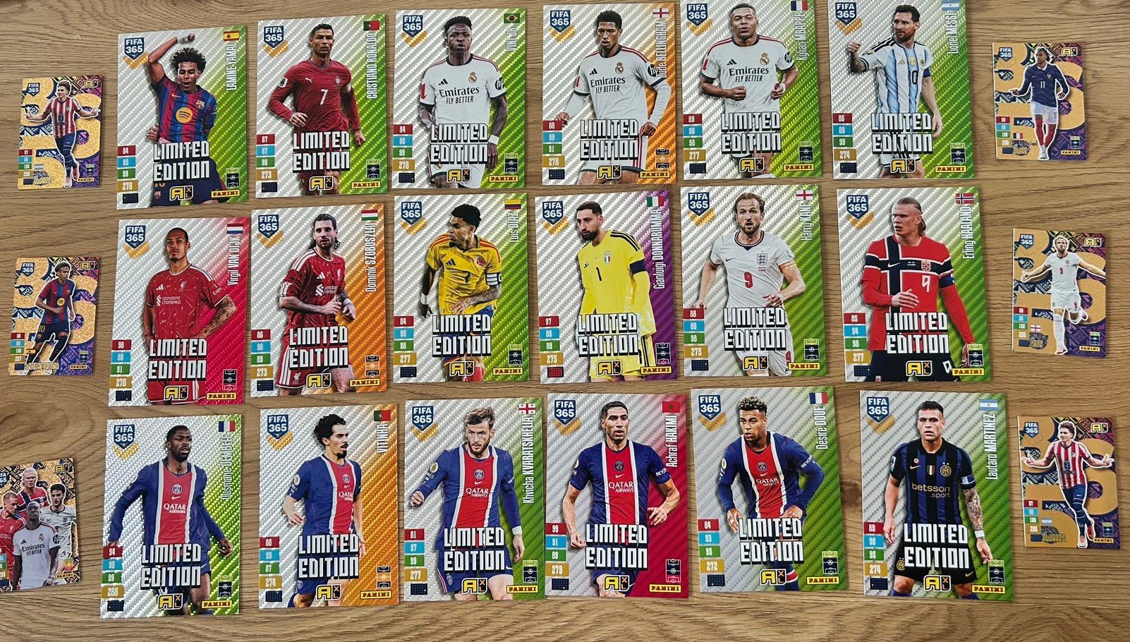 Panini fifa 365 adrenalyn 2027 Alle 18 XXL kaarten, Ophalen of Verzenden, Nieuw, Meerdere plaatjes