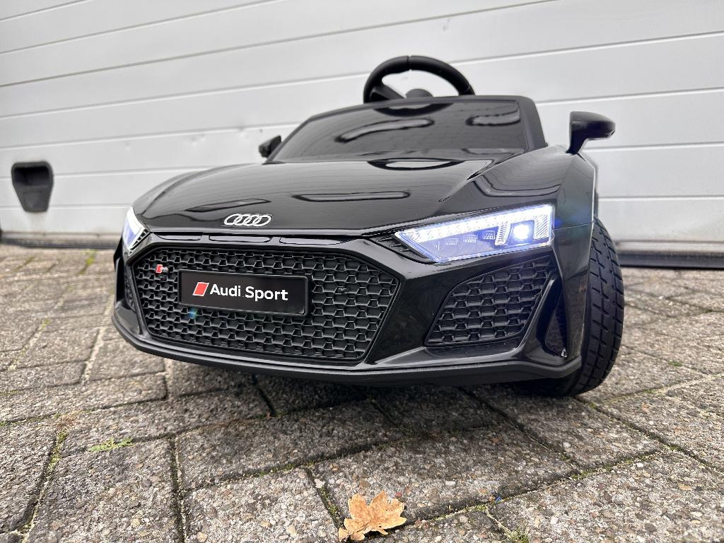 Audi R8 12v zwart Afstands / Bluetooth - Leder - Rubberban, Ophalen of Verzenden, Nieuw