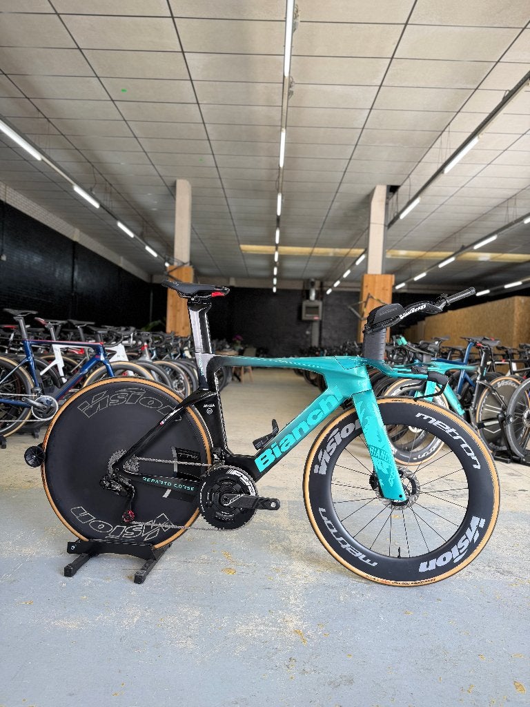 Bianchi Aquila RC Disc Di2 Carbon Racefiets, Sport en Fitness, Wielrennen, Zo goed als nieuw, Ophalen