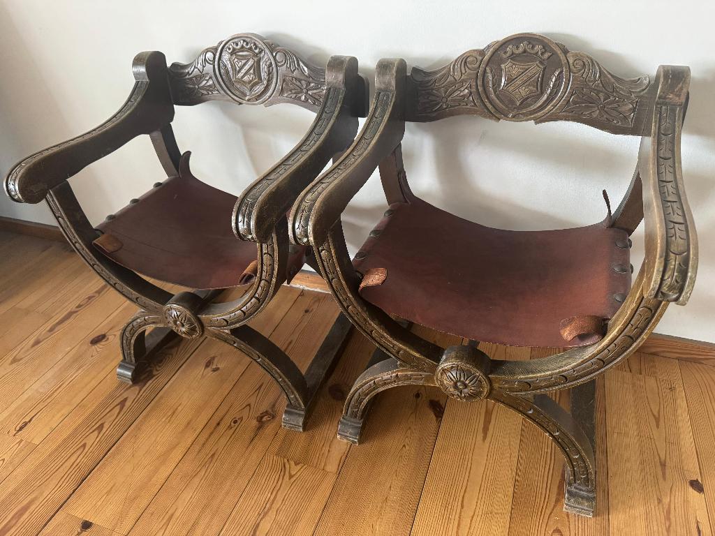 Paire de fauteuils antiques style curule en chêne & cuir, Antiquités & Art, Enlèvement