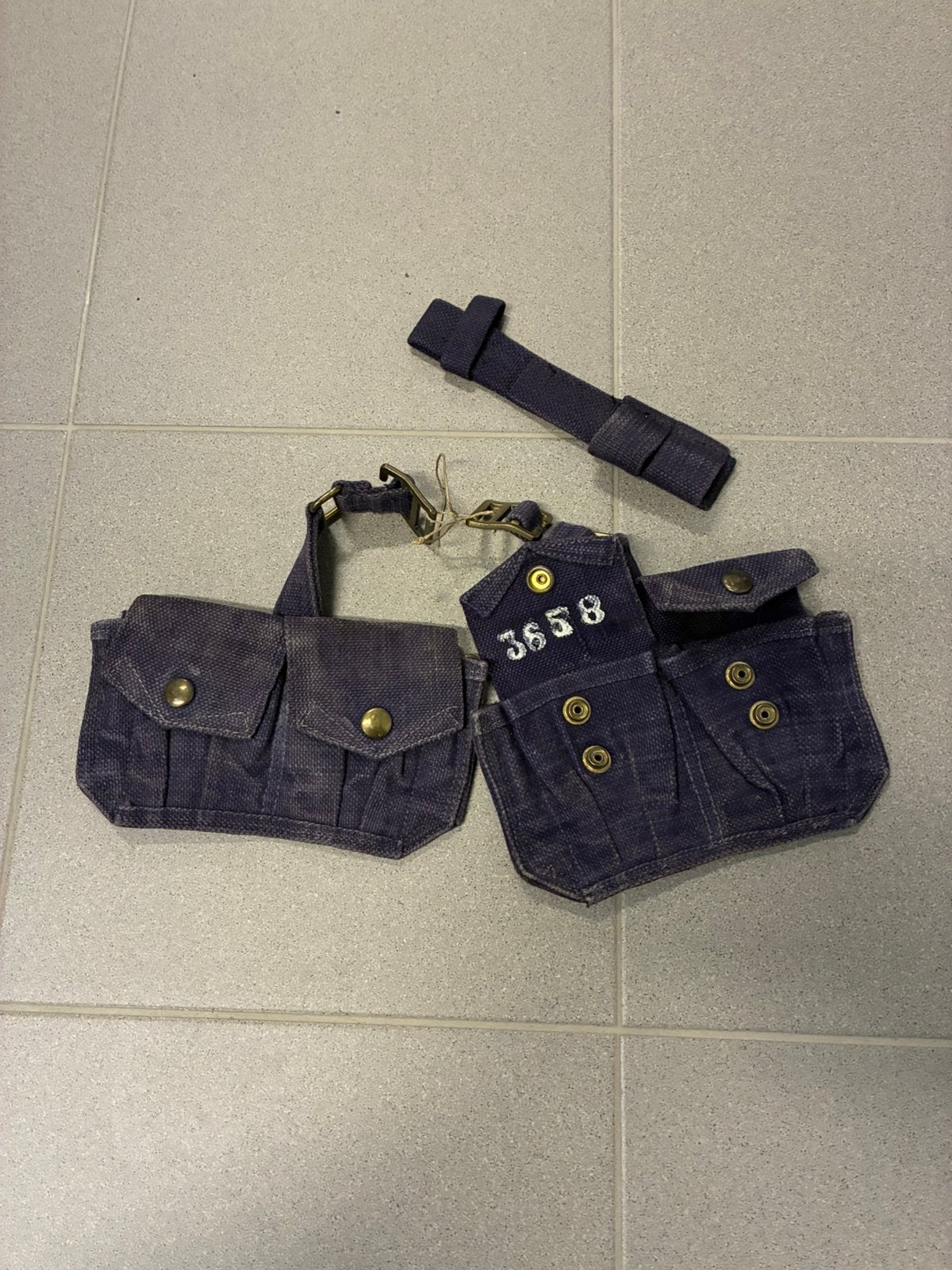 Lot britse webbing ww2 RAF, Verzamelen, Militaria | Tweede Wereldoorlog, Ophalen of Verzenden, Luchtmacht