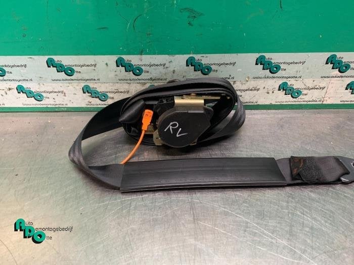 Veiligheidsgordel rechts-voor van een Peugeot 206 (206 98-), Auto-onderdelen, Gebruikt, -, -, Ophalen of Verzenden