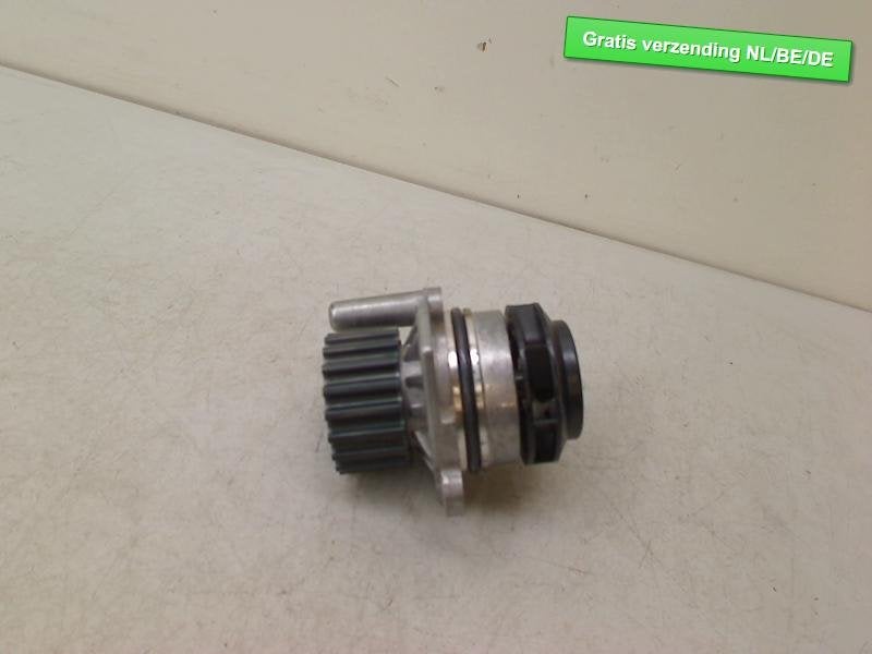 POMPE A EAU Volkswagen CC (358) (03L121019), Volkswagen, Volkswagen AG, Utilisé, Kundenbetreuung@volkswagen.de