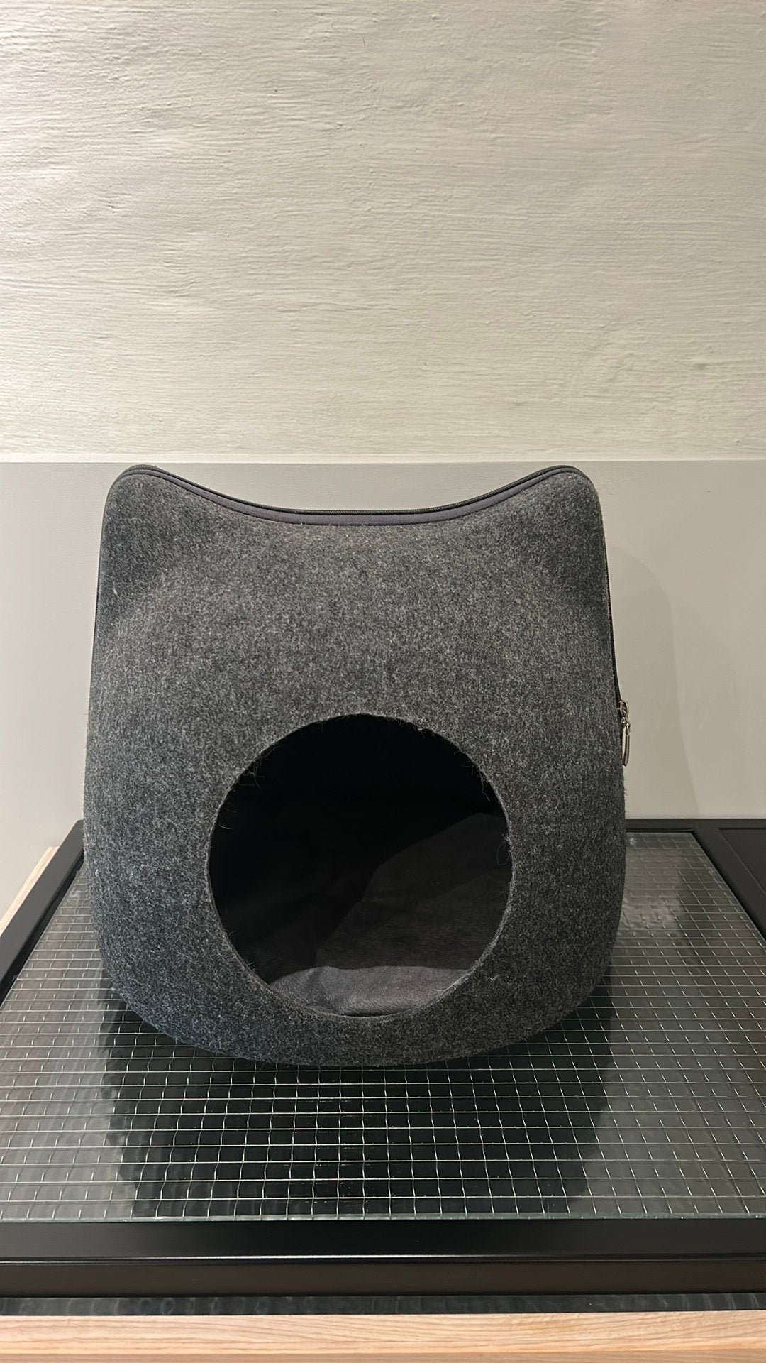 Poezen mand poezenhuisje, Enlèvement, Comme neuf, Feutre