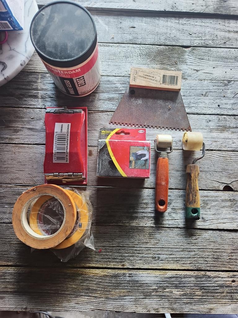 Lot de bricolage — ruban adhésif, rouleaux, couteau de rempl, Enlèvement, Comme neuf