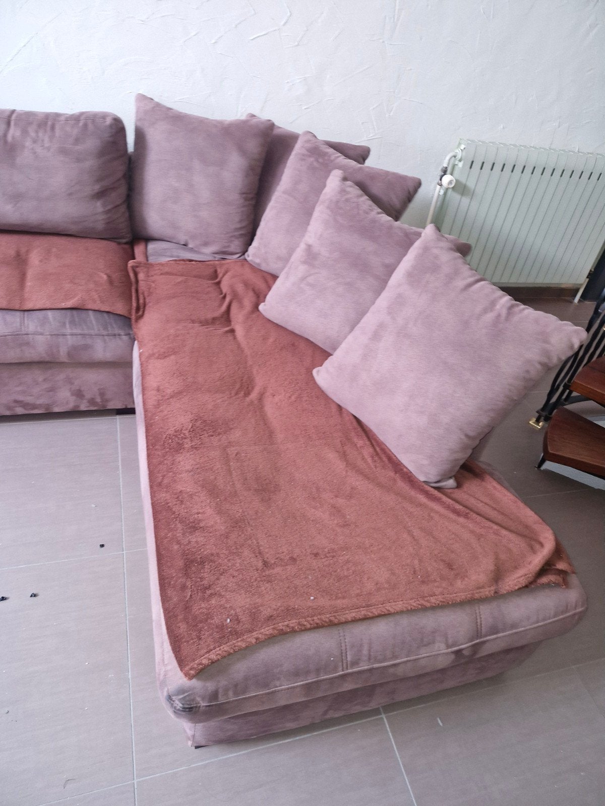 Divan d'angle, Enlèvement