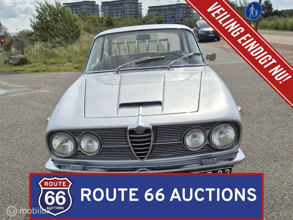 Alfa Romeo 2600 Sprint | 1965 | Route 66 Auctions, Zwart, Bedrijf, Handgeschakeld, Overige carrosserie