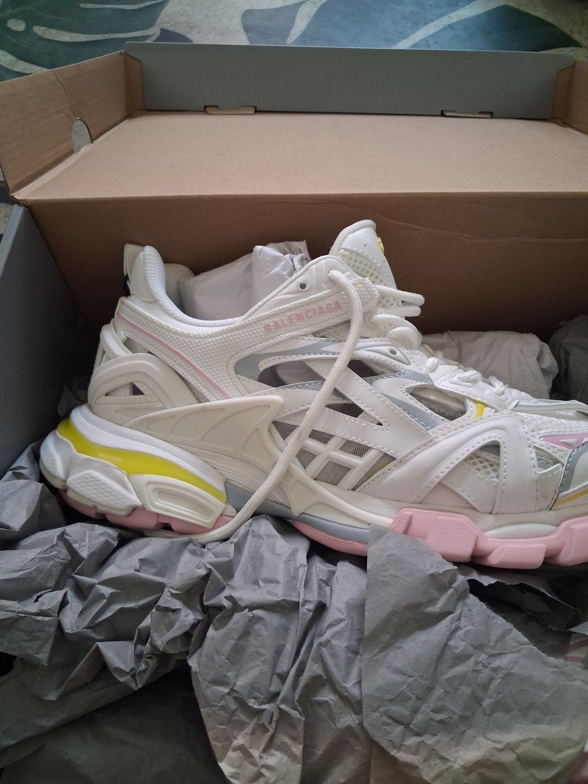 balenciaga track2, Vêtements | Hommes, Neuf, Enlèvement ou Envoi, Blanc, Baskets