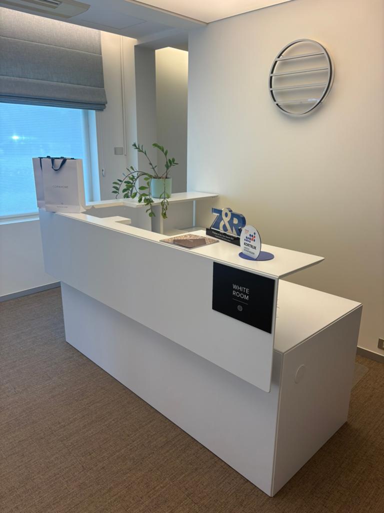 Receptiemeubel, Ophalen, Zo goed als nieuw