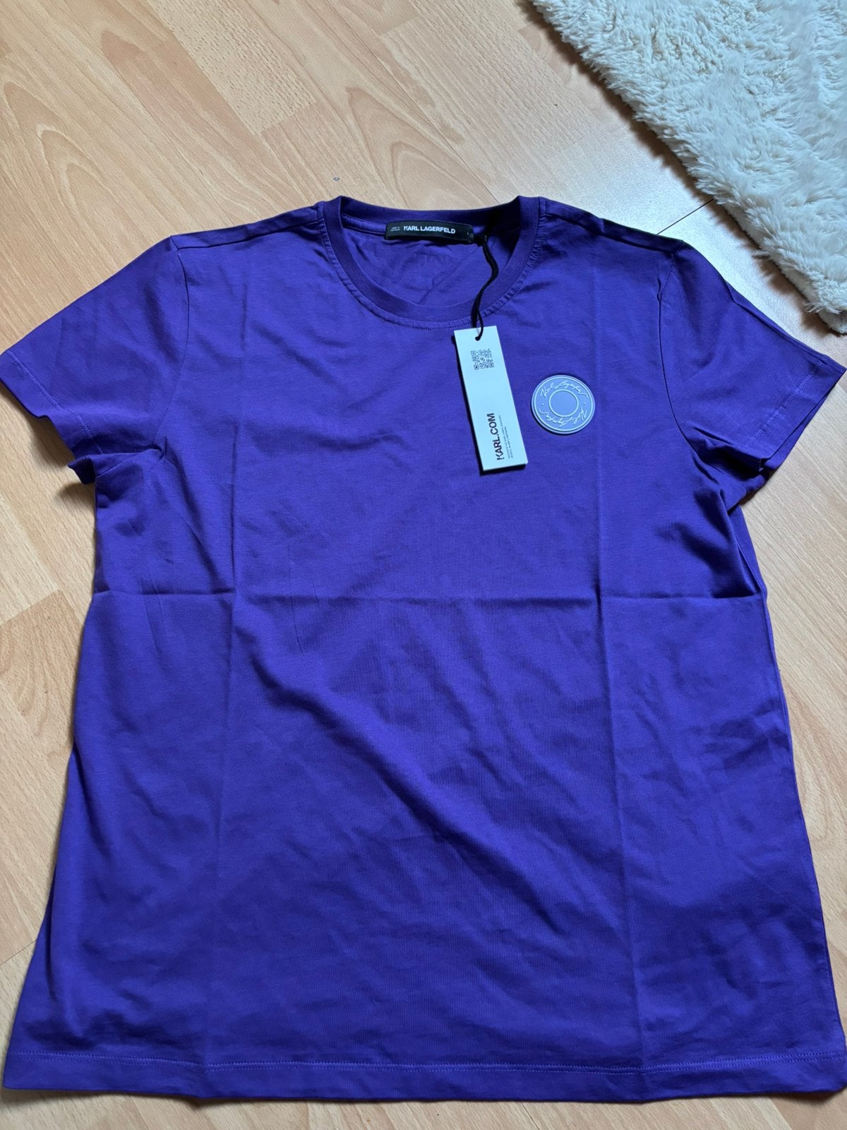 Karl lagerfeld T shirt femme L, Vêtements | Hommes, T-shirts, Enlèvement ou Envoi, Neuf, Taille 52/54 (L), Violet