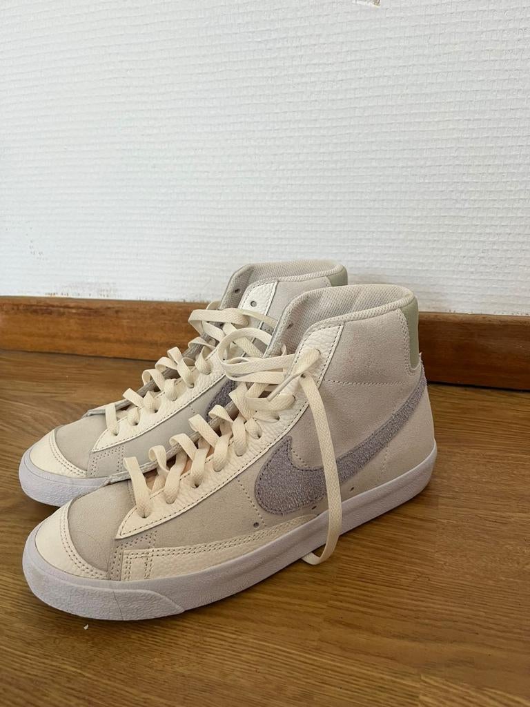 Nike neuves, jamais portée pointure 41, Kleding | Dames, Schoenen, Ophalen