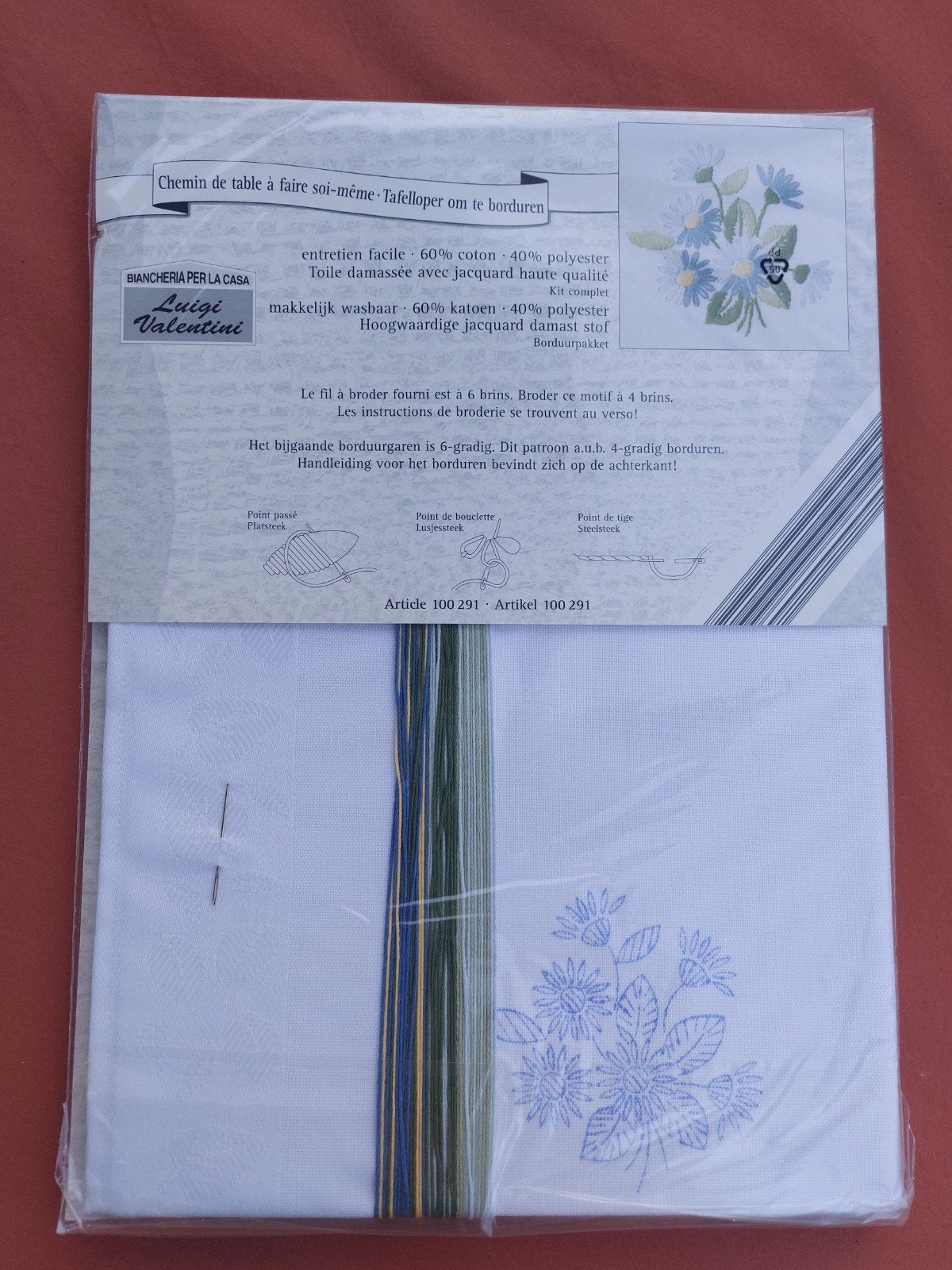 borduurwerkje met garen 5 € nog in verpakking, Hobby & Loisirs créatifs, Broderie & Machines à broder, Enlèvement