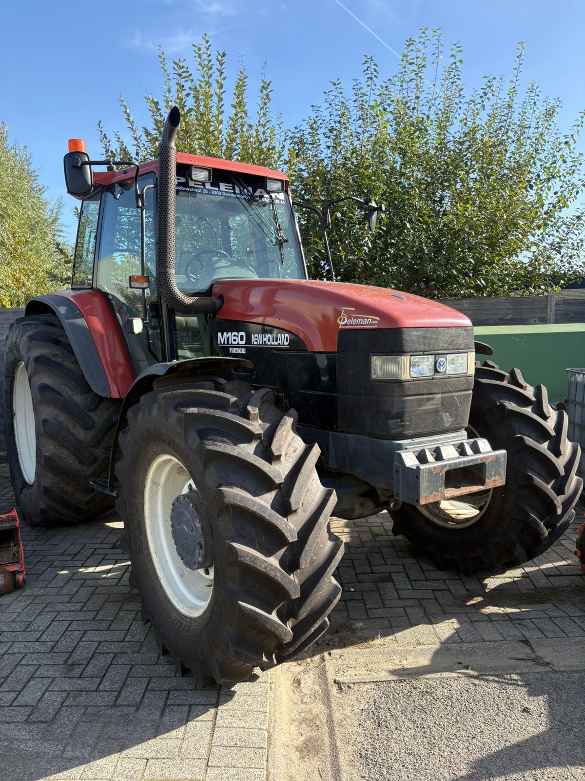 New Holland M160, Enlèvement, New Holland