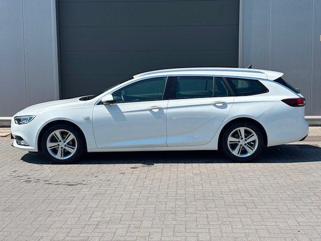 Opel Insignia break benzine, Autos, Opel, Cuir, Achat, https://public.car-pass.be/vhr/aeeb8b58-feb8-48c2-8958-e4e1a178eb8b, Euro 6