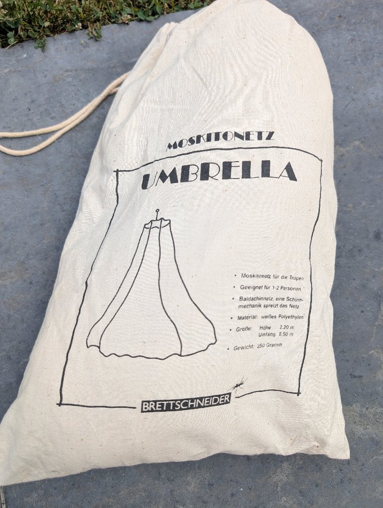 muggennet Umbrella, Enlèvement