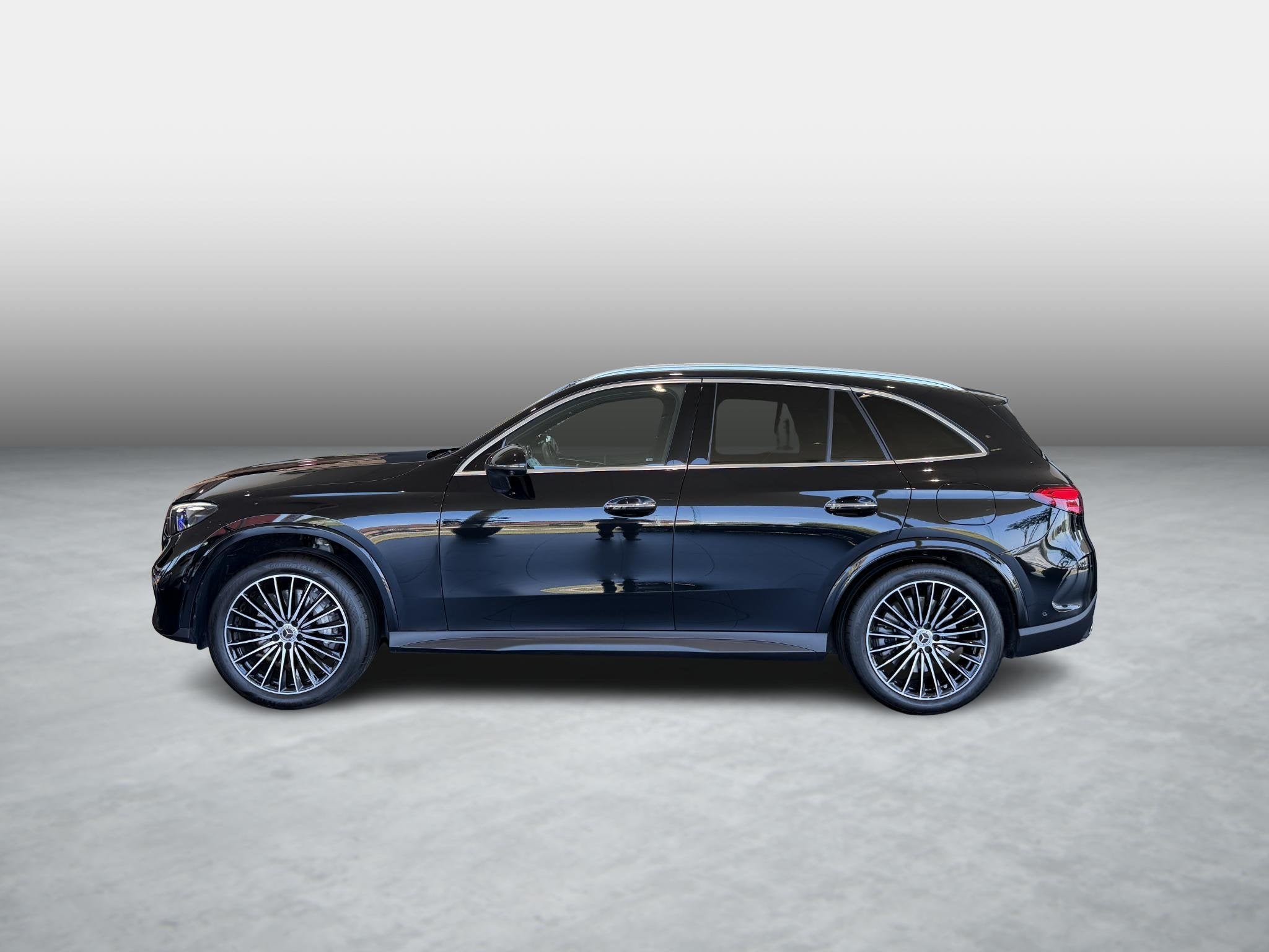 Mercedes-Benz GLC 300 e 4M AMG Line + LEDER + DIGITAL LIGHT, Autos, Mercedes-Benz, Achat, Entreprise, 2000 kg, 5 portes