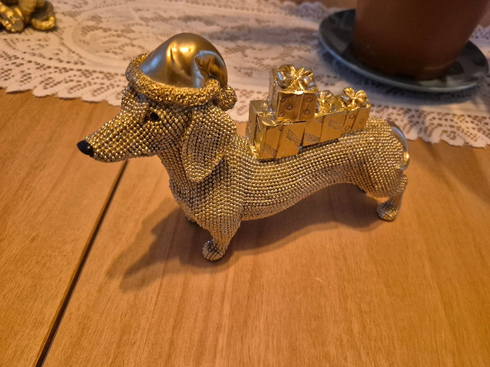 hond beeldje teckel mooi goede staat, Ophalen