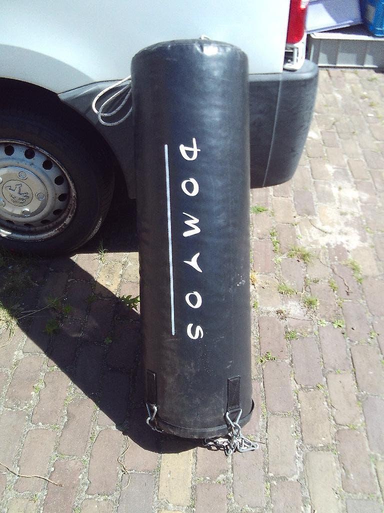 Grand sac de frappe robuste à suspendre, Sports & Fitness, Enlèvement, Comme neuf, Sac de boxe