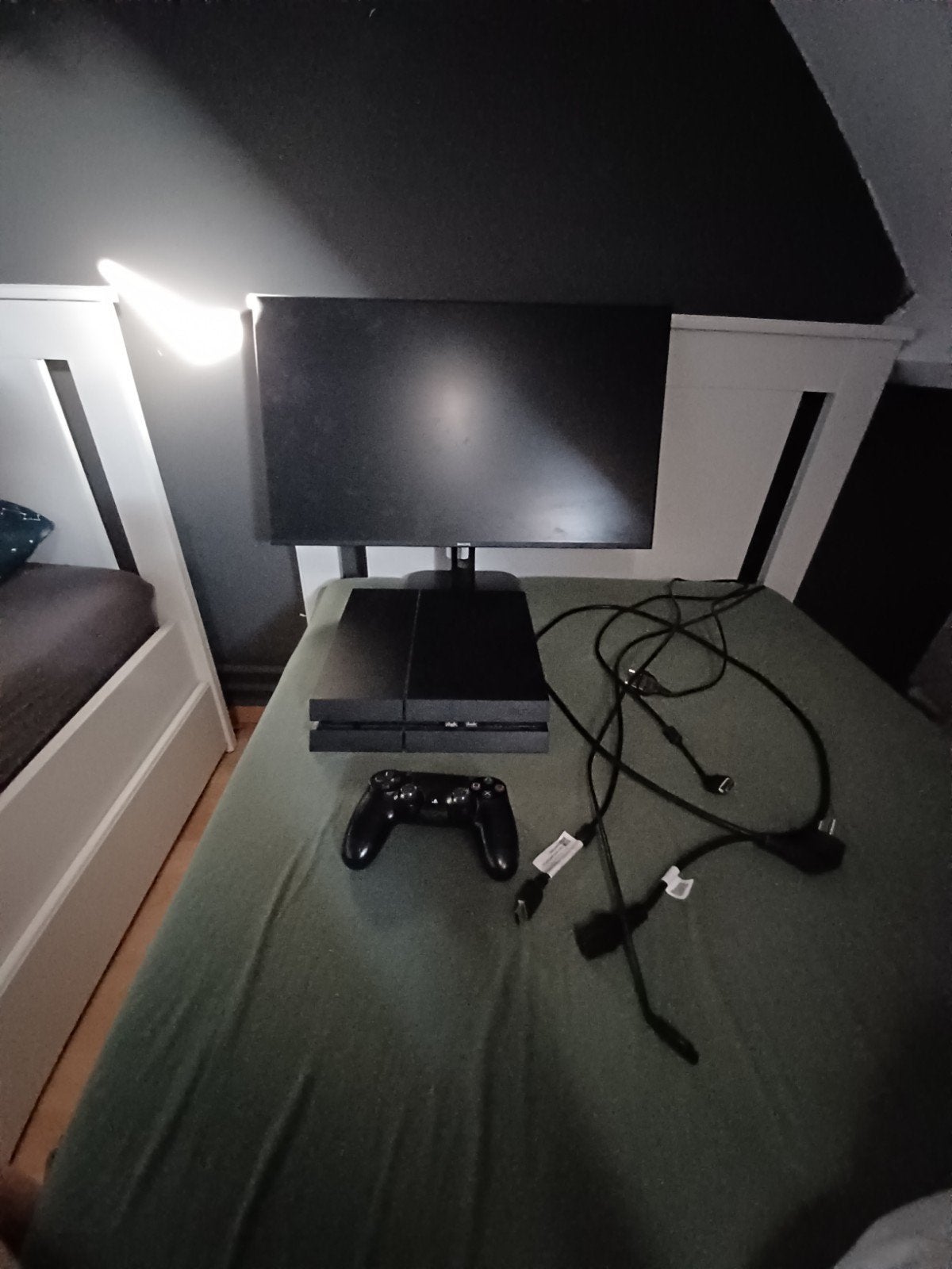 ps4 ,hdmi,kabel,start,kabel,aansluiter, 1tb en een monitor, Ophalen, Online
