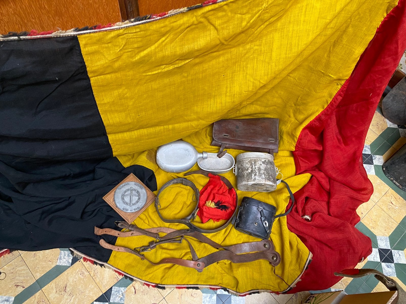Souvenir armee belge 1940 ( tel que trouvé ), Collections, Enlèvement ou Envoi, Autres