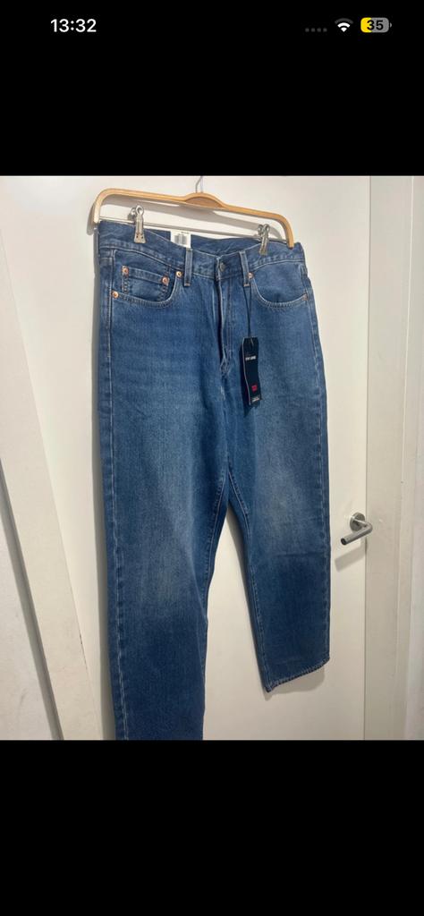 Pantalon Levis pour femme, Enlèvement ou Envoi, Neuf, Bleu, W33 - W36 (confection 42/44)
