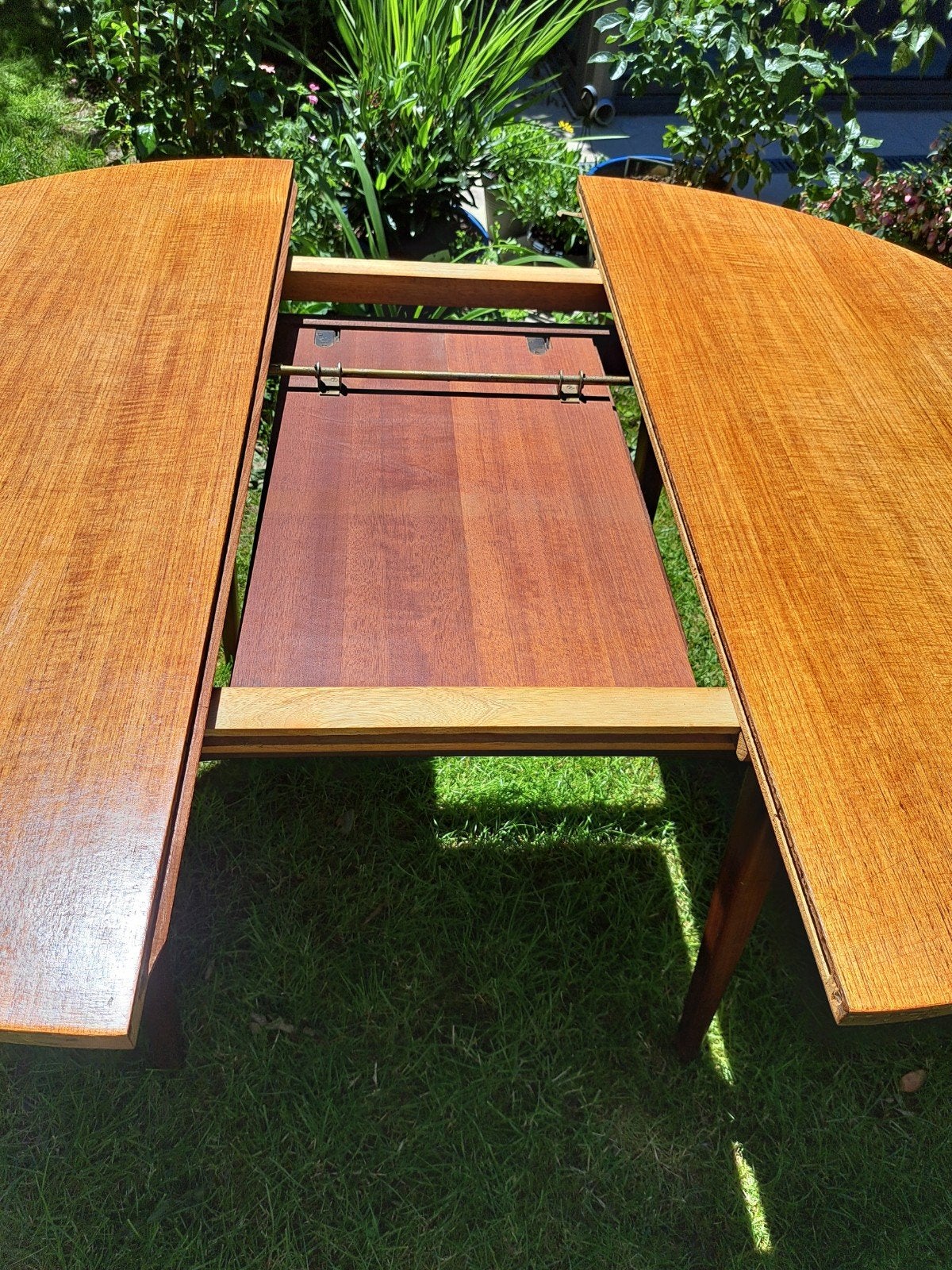 Van Teeffelen uitschuifbare tafel voor Wébé, Huis en Inrichting, Tafels | Eettafels, Rond