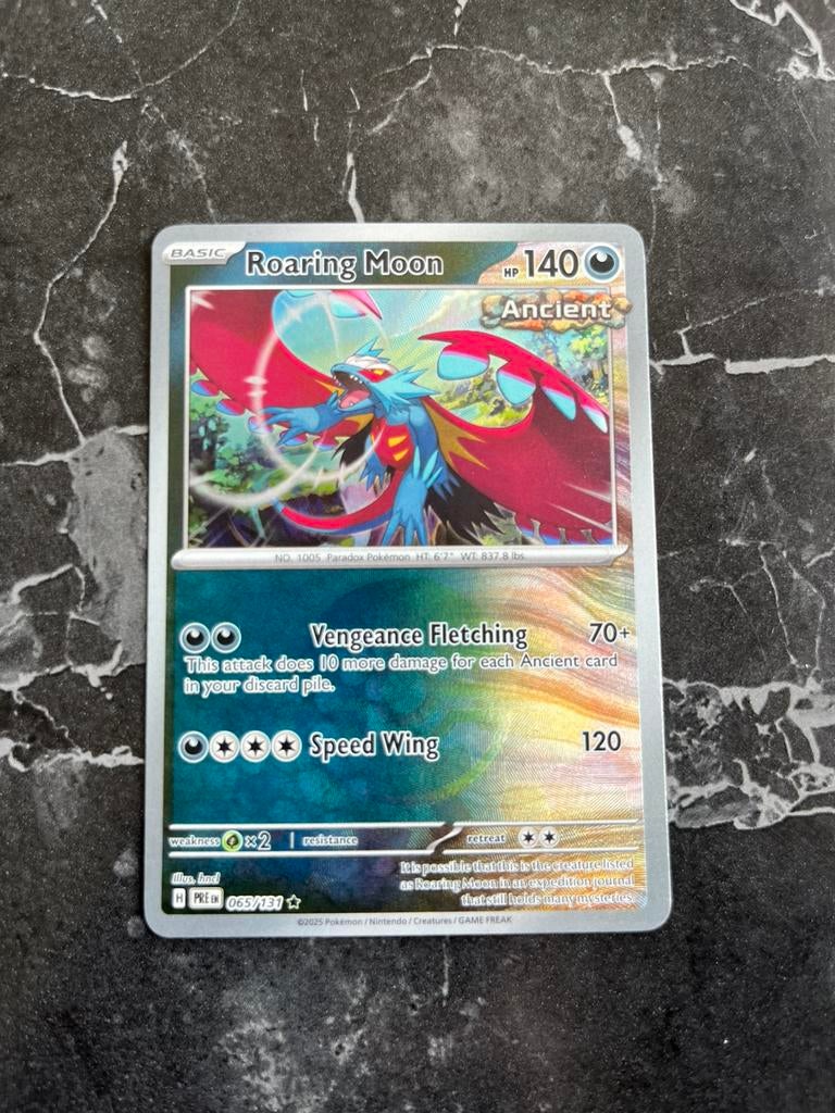 Roaring Moon 065/131 Prismatic Evolutions Pokeball, Ophalen of Verzenden, Zo goed als nieuw
